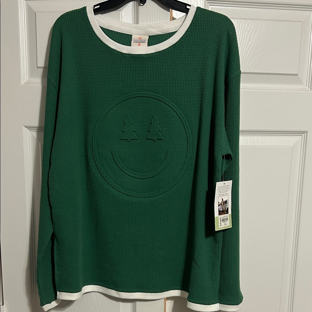NWT Club Social Green Waffle Knit Smiley Face Top with White Accent